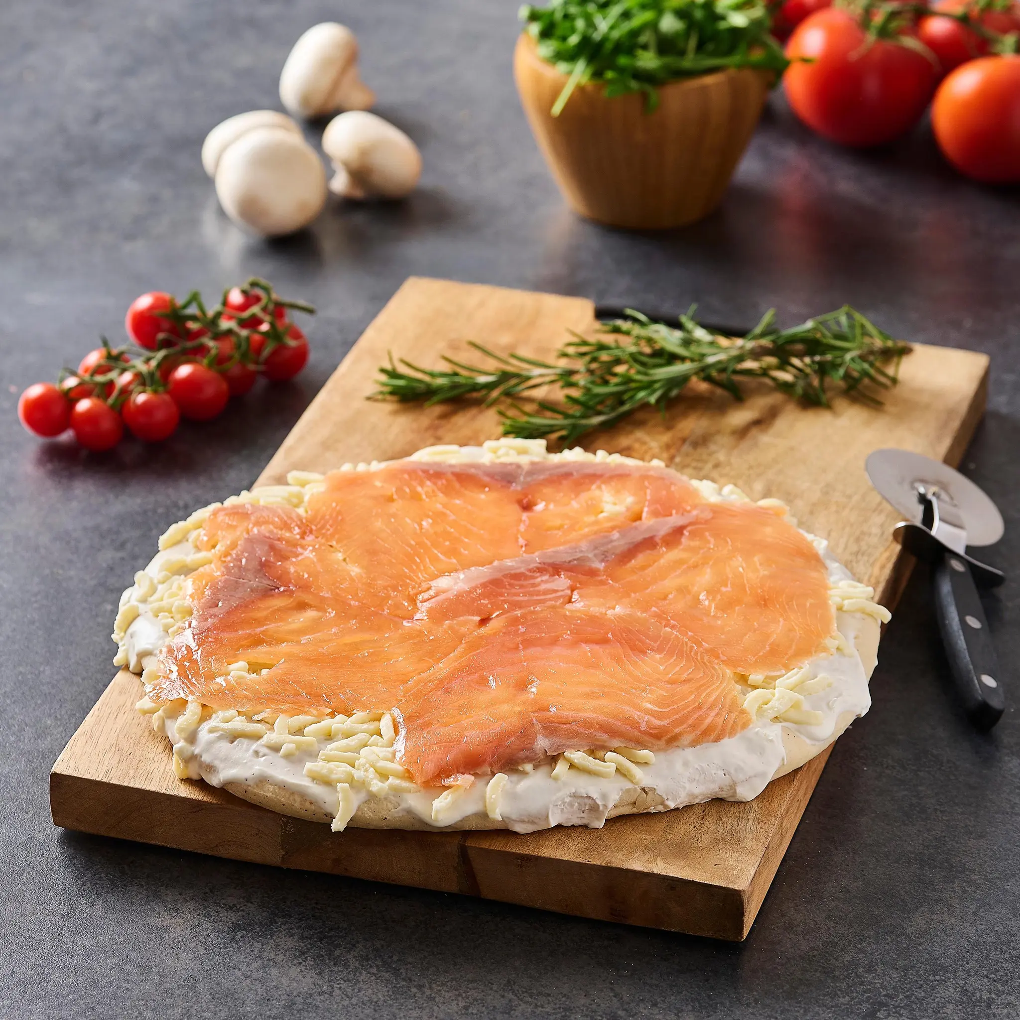 AUCHAN LE TRAITEUR Pizza crue Norvégienne