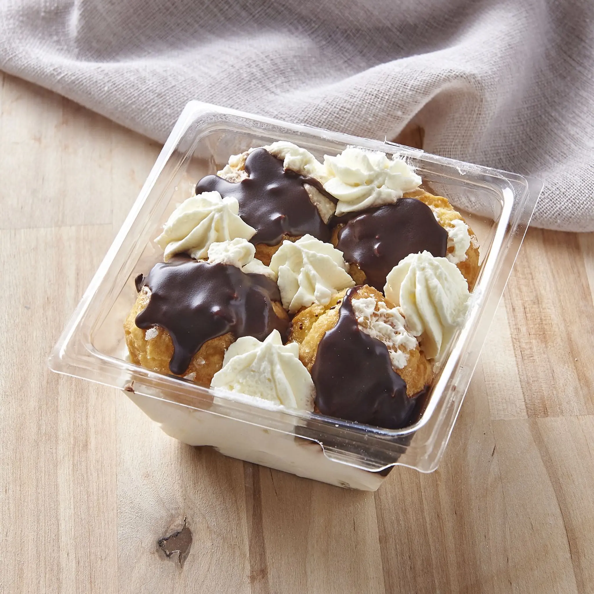 MON PÂTISSIER Coupe duo aux profiteroles