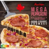 AUCHAN Pizza mega pepperoni mozzarella oignons rouges bord fourré au fromage