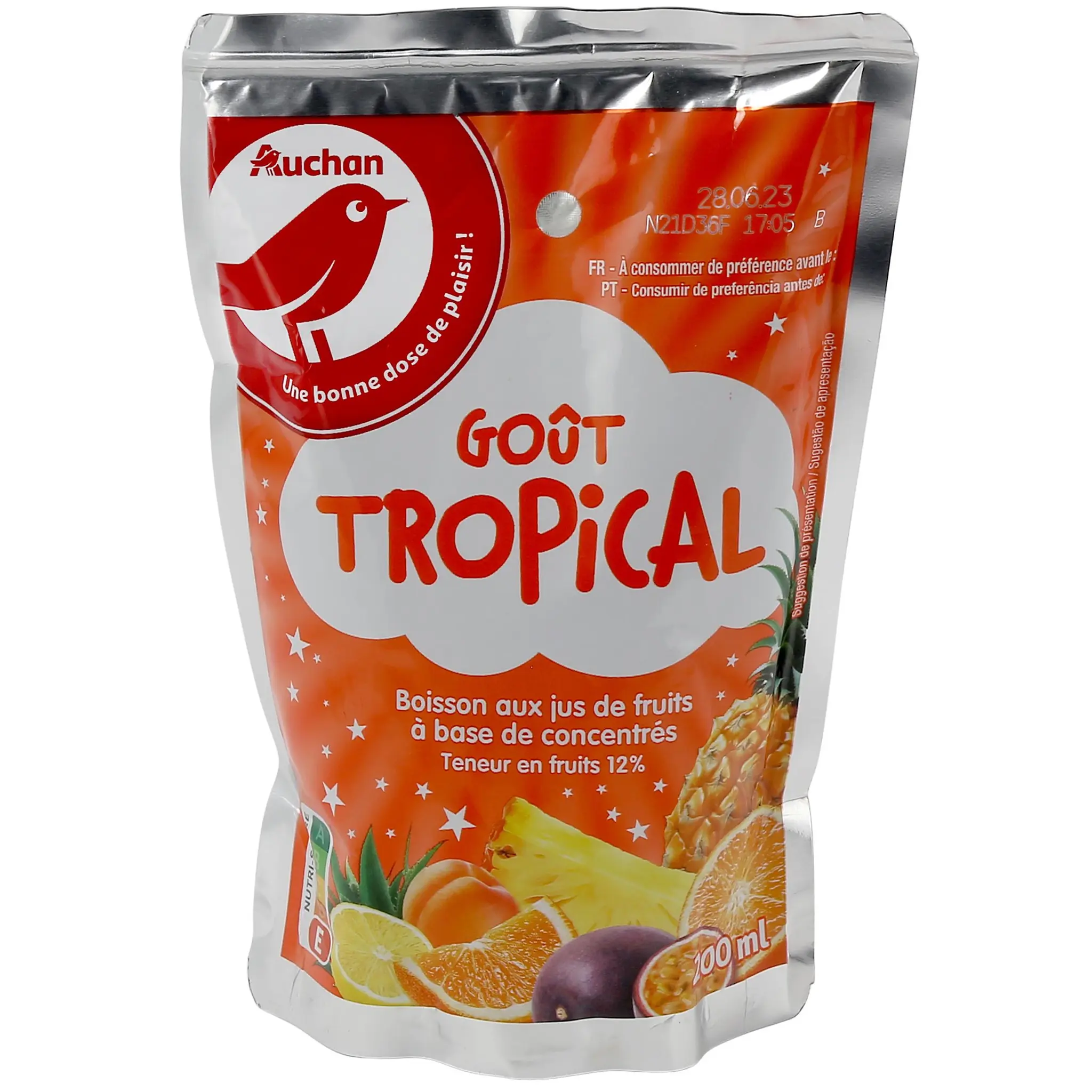 AUCHAN Boisson au jus de fruit goût tropical poche