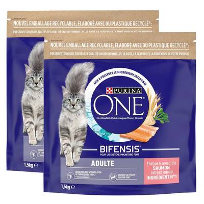 Purina - One Croquettes Saumon pour chat adulte, Lot de 2x1.5kg