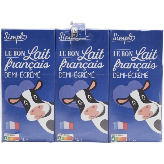 Lait demi-écrémé, français et stérilisé UHT CARREFOUR