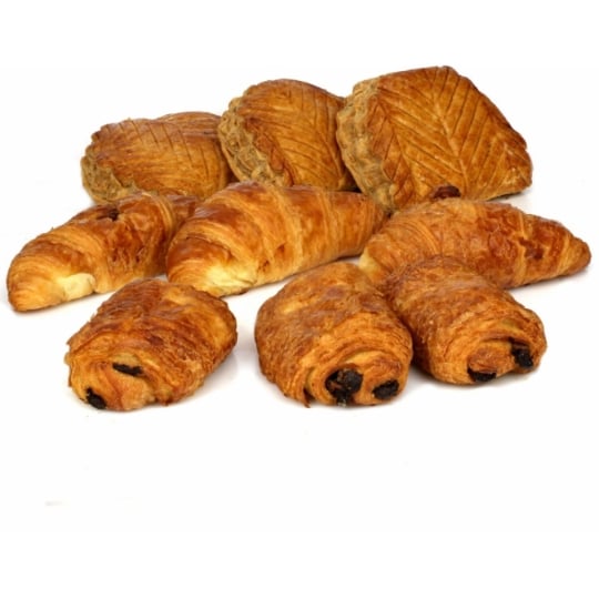 Assortiment Viennoiseries : 3 Croissants, 3 Pains au Chocolat et 2 Chaussons aux Pommes Pur Beurre