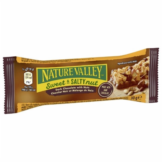 Barres Céréales Sweet And Salty Nut Chocolat Noir Cacahuètes et Amandes NATURE VALLEY