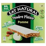Barre Tendre saveur pomme avec dattes et amandes entre deux feuilles de pain azyme EAT NATURAL