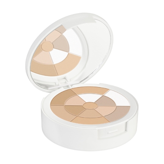 Poudre Visage Peaux Sensibles Teint Unifié et Matifié Translucide EAU THERMALE AVENE