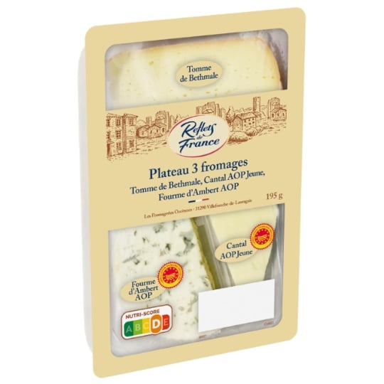 Assortiment de 3 Fromages Fourme d'Ambert A.O.P, Cantal Jeune A.O.P et Tomme de Bethmale REFLETS DE FRANCE