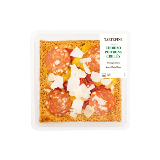 Tarte Fine Garnie de Chorizo, de Poivrons Grillés d'une Sauce Pesto et de Fromage Italien MIX BUFFET