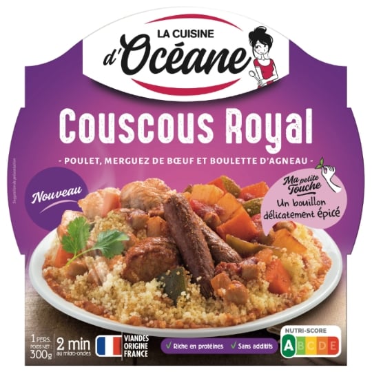 Plat cuisiné couscous royal poulet, merguez de bœuf et boulette d'agneau LA CUISINE D'OCEANE