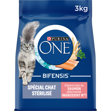 Croquettes pour chat adulte stérilisé Saumon, Blé PURINA ONE - 3kg