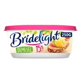 Matière grasse laitière à tartiner demi-sel 15%MG BRIDELIGHT, en barquette de 250g.