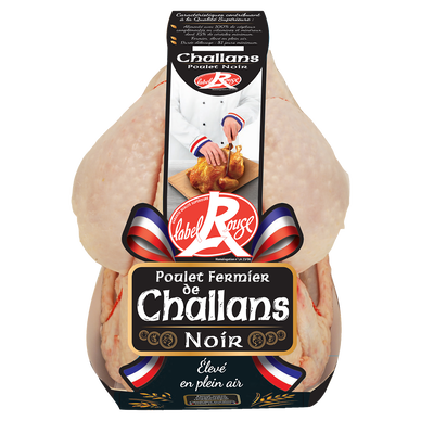 Poulet entier fermier noir LABEL ROUGE de CHALLANS, France