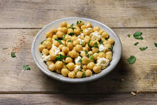 Salade gourmande de pois chiches, feta & herbes fraîches, Frichti (100 g)