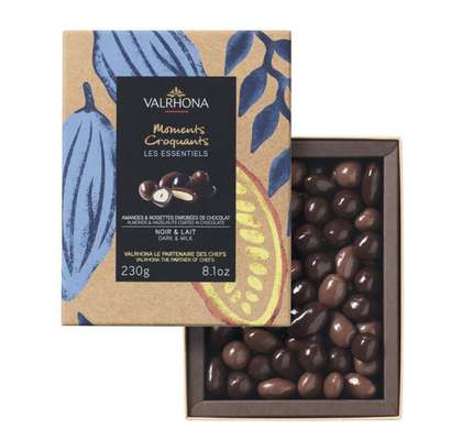 Coffret Amandes & Noisettes au chocolat Noir et Lait, Valrhona (230 g)