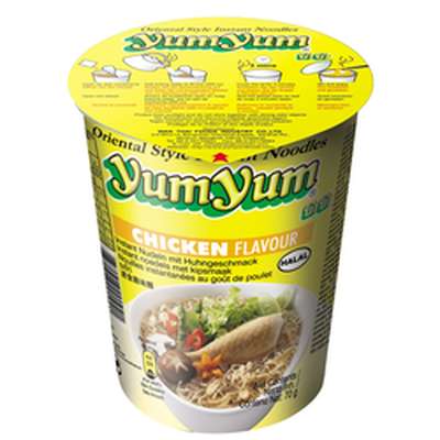 Soupe de nouilles arôme poulet cup, Yum Yum (70 g)