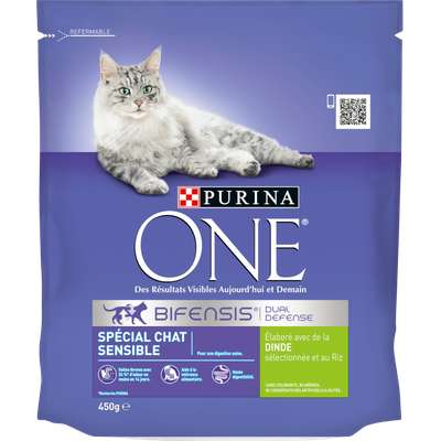 Croquettes pour chat adulte sensible à la dinde et au riz, Purina One (450 g)
