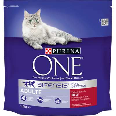 Croquettes pour chat adulte au boeuf et céréales complètes, Purina One (1,5 kg)