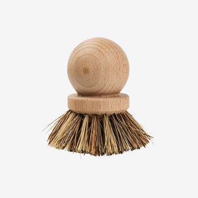 Brosse casserole en bois et fibres végétales, Andrée Jardin