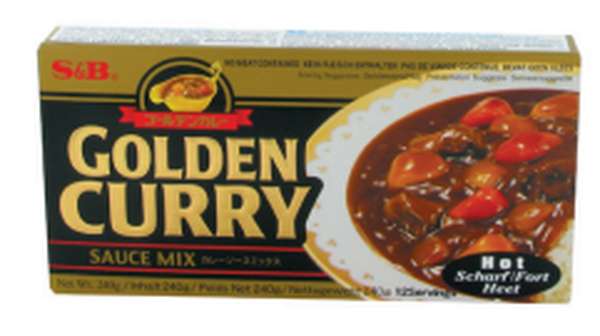 Cubes de curry très épicé, S & B (240 g)