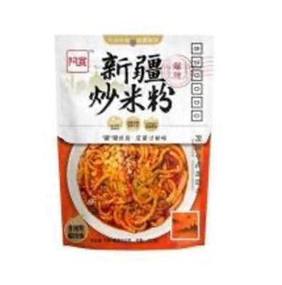 Nouilles de riz sautées du Xinjiang - Très épicé, Akuan (335 g)