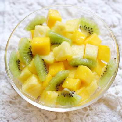 Saladier de fruits frais coupés / à commander 48h à l'avance
