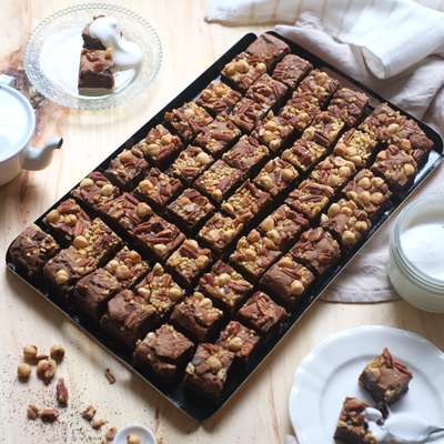 Grand brownie (54 pièces) / à commander 48h à l'avance
