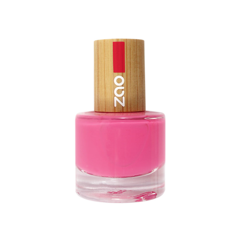 Vernis à ongles fuchsia