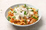 Spaghettis à la sauce tomate, effeuillé de merlan & basilic, Frichti (332 g)