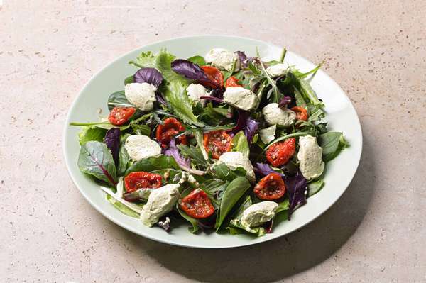 Mesclun, tomates cerise confites & fromage frais, Frichti (110 g)