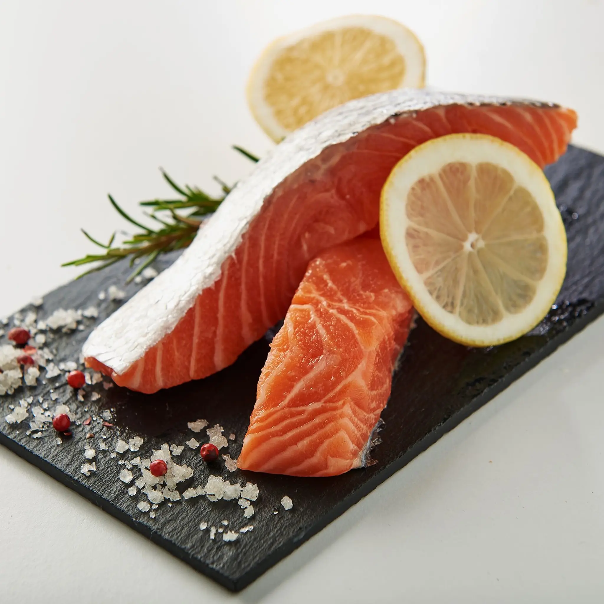 AUCHAN LE POISSONNIER pavé de saumon d'Ecosse Label Rouge