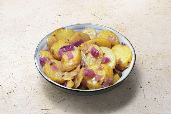 Ptites patates, olives et oignons rouges, Frichti (120 g)