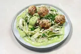 Boulettes de poulet, chou à la libanaise & tahini aux herbes, Frichti (360 g)