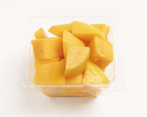 Mangue fraiche en cube  (barquette de 180 g)