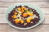 Salade de riz vénéré, potimarron rôti & sauce tahini, Frichti (295 g)