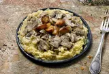 Champignons & écrasé de pommes de terre à l’ail confit, Frichti (425 g), [Contenant réutilisable]